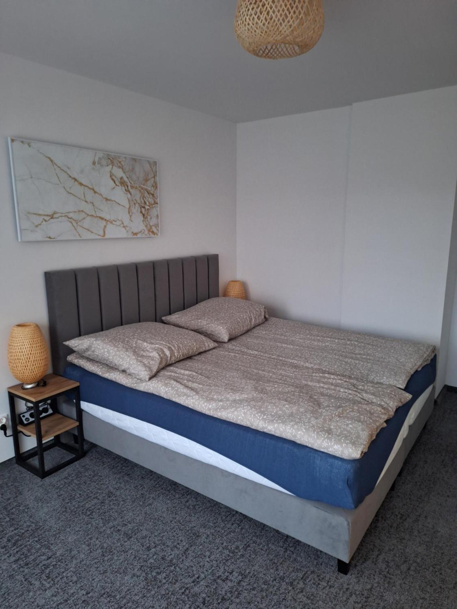 Apartament Wiadukt Boleslawiec  Buitenkant foto